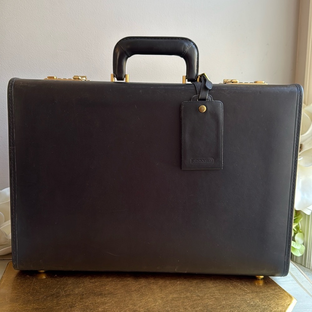 ULTRA RARE! Coach Vintage Classic Legacy Hardshell Briefcase in Black Leather